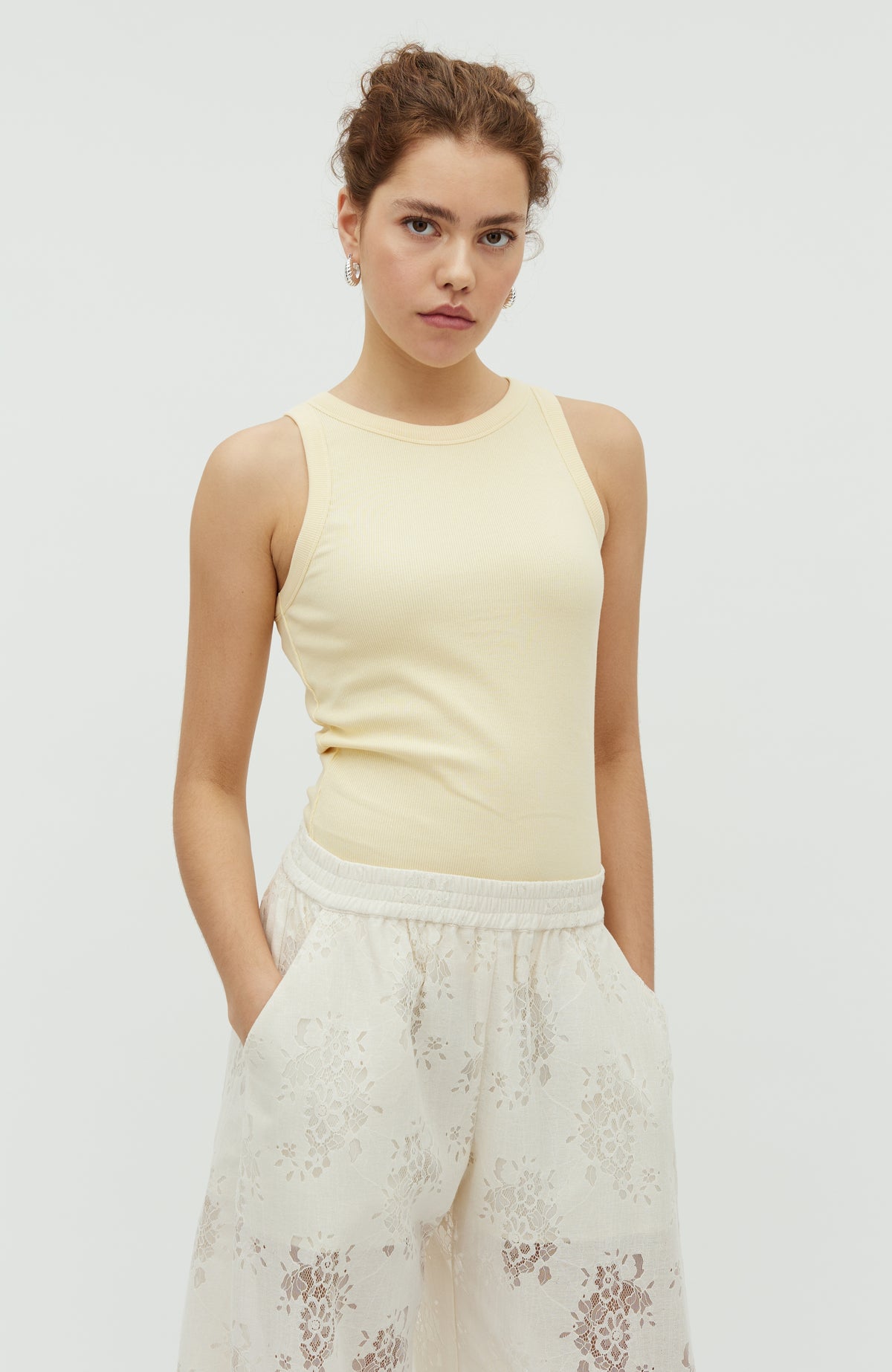 Jaxson-M_Summer Yellow_Model_0