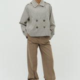 Becker-M_Black Beige Stripe_Model_3