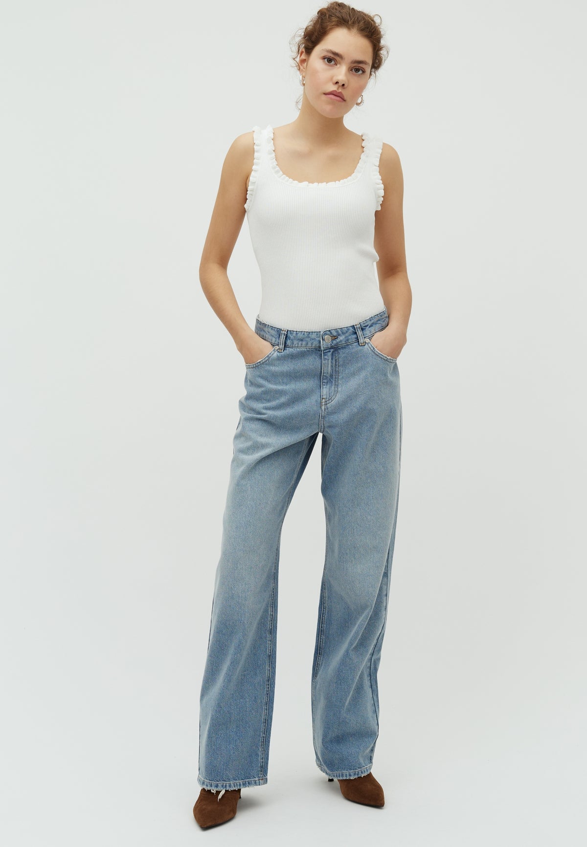 Cadian-M_Light Blue Brushing_Model_0