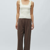 Elinne-M_Ivory Yellow_Model_2