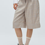 Brecan-M_Beige Check_Model_1