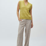 Allia-M_Light Pear Melange_Model_3