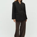 Amariella-M_Black_Model_4