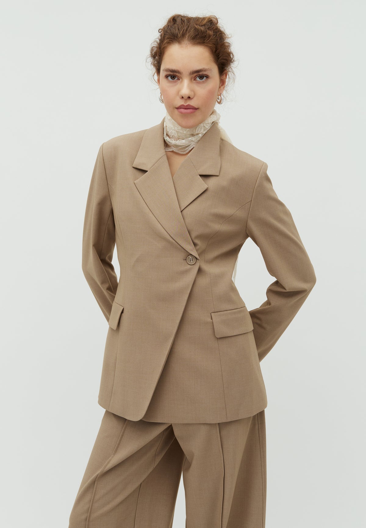 Frame-M_Timber Wolf Mel._Model_0