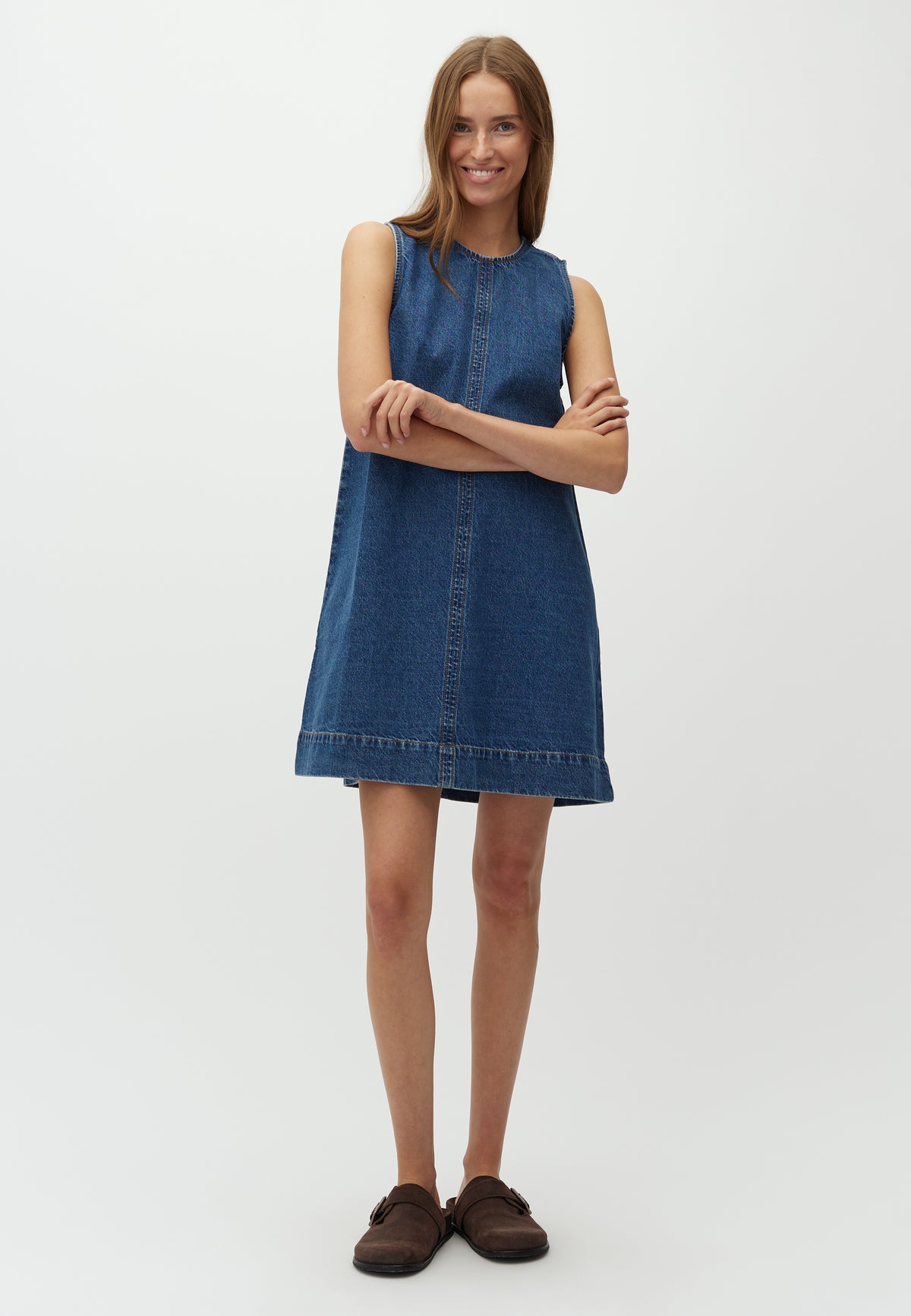 Rhiann-M_Vintage Blue Wash_Model_0