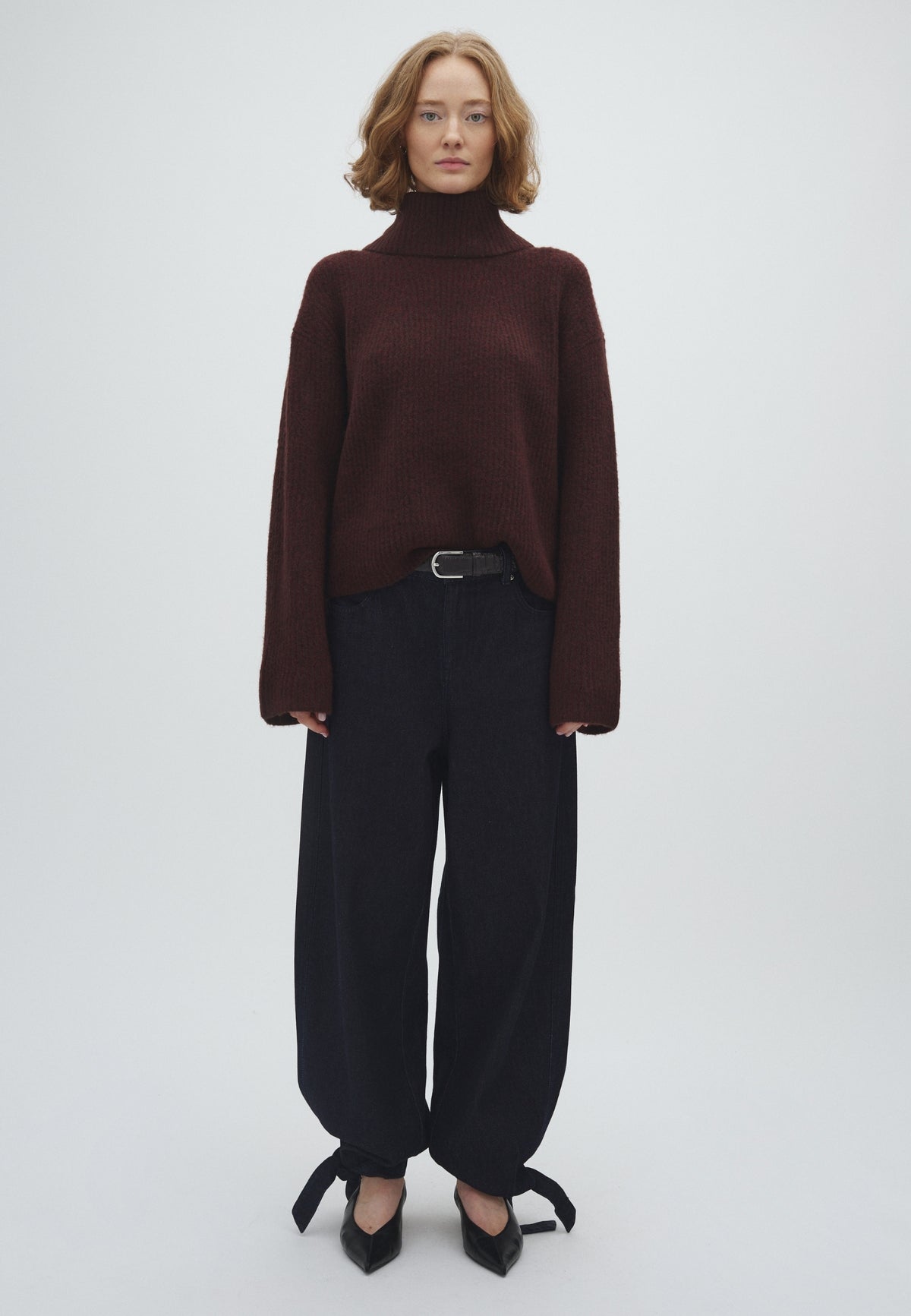 Kemina-M_Deep Maroon Mix_Model_3
