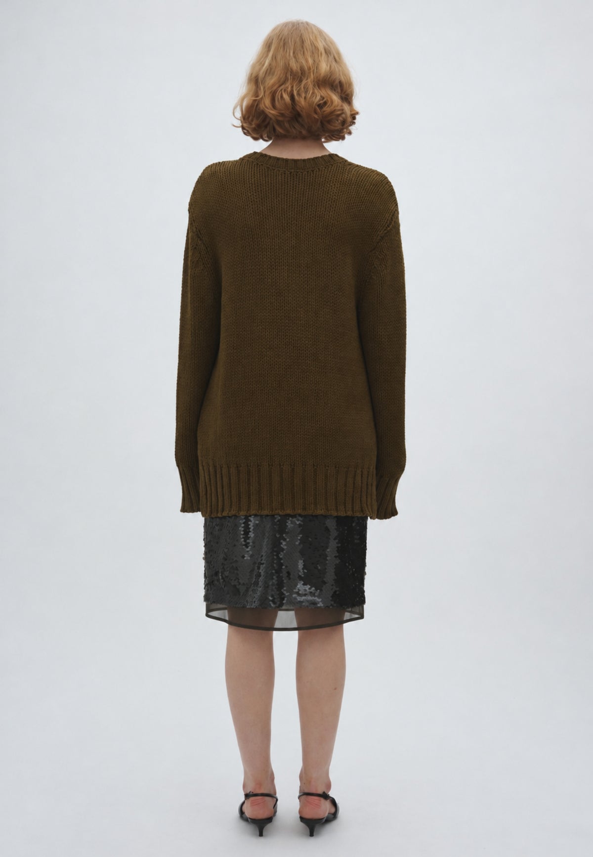 Araya-M_Smoked Olive_Model_1