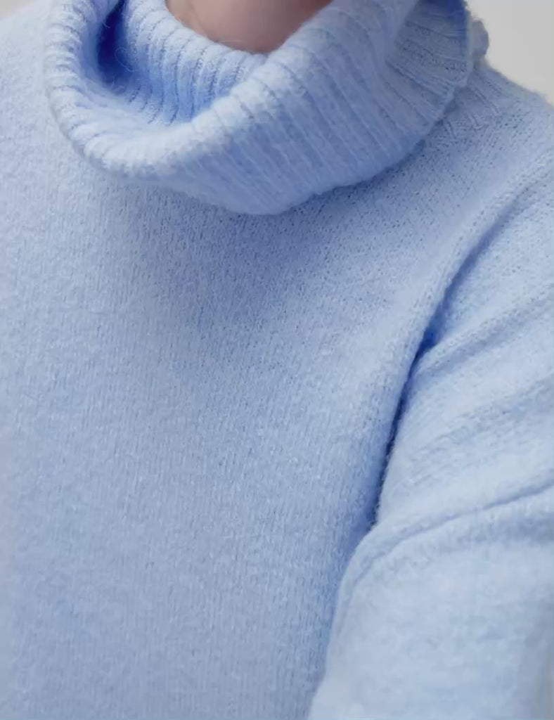 Vesina-M_Serenity_Video_1