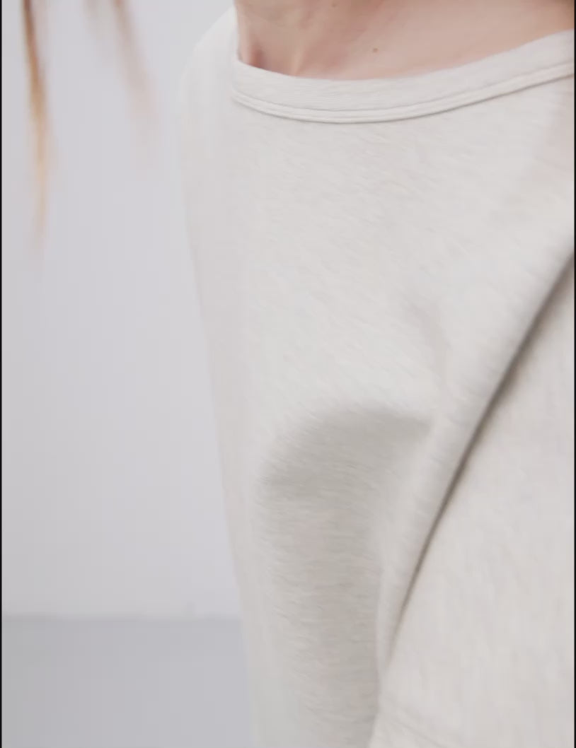 Zinaida-M_Ecru_Video_0